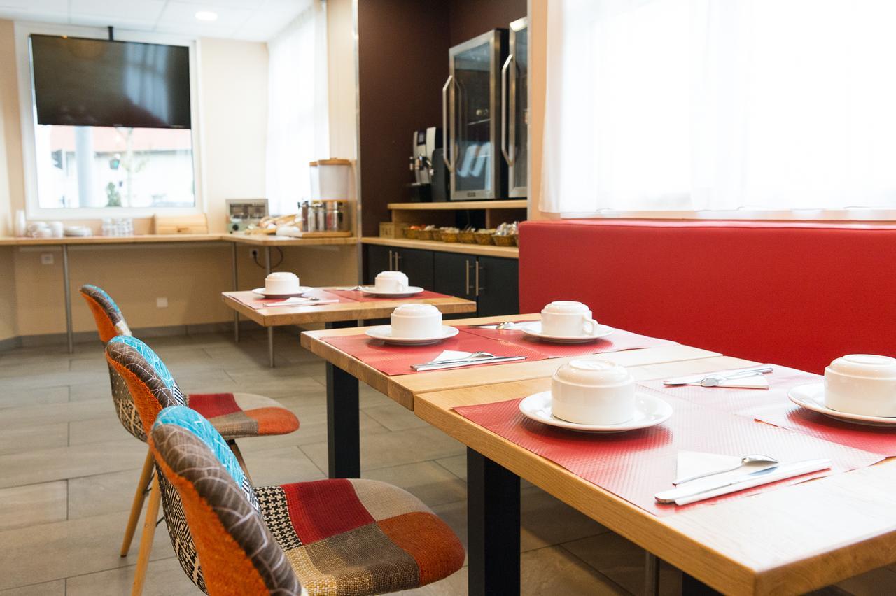 Wink Hotel Juvisy Ngoại thất bức ảnh