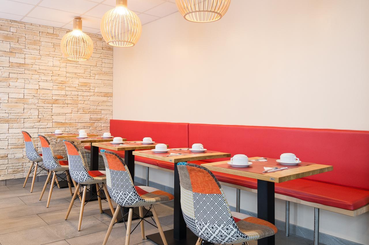 Wink Hotel Juvisy Ngoại thất bức ảnh