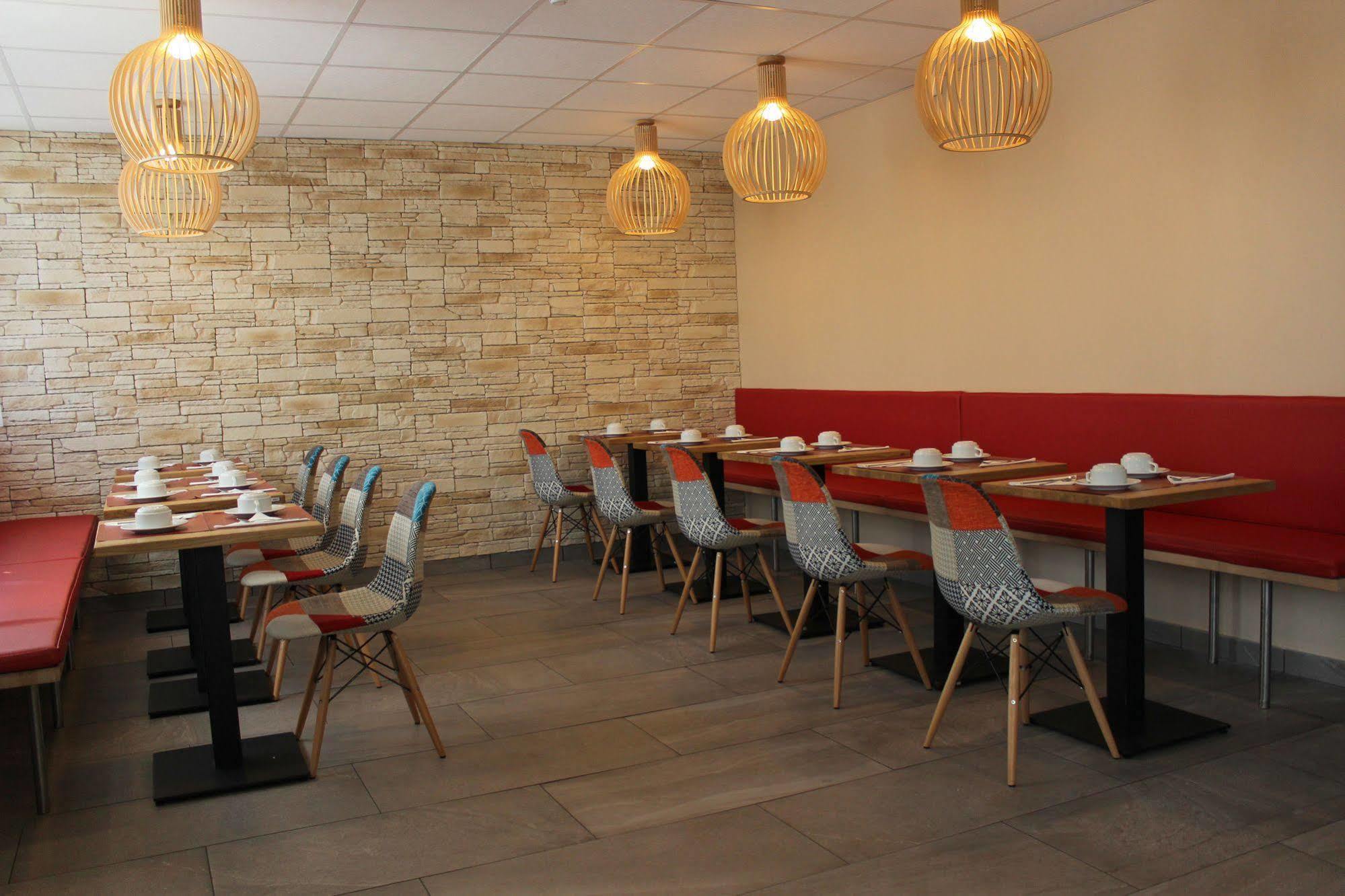 Wink Hotel Juvisy Ngoại thất bức ảnh